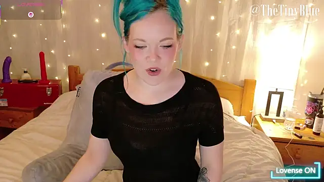 thetinyblue online show from February 2026 05:39:02 PM