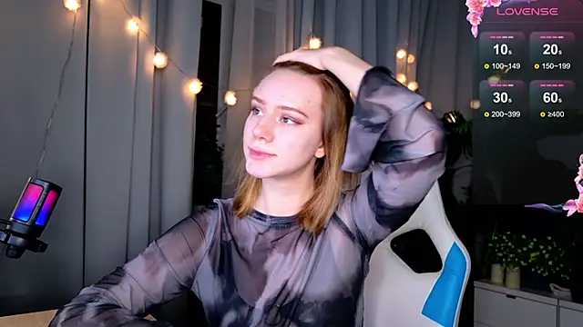 Snapshot of Ramona___ chatting on December 2024 05:44:01 AM Ramona online show from December 2024 05:44:01 AM