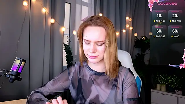 Snapshot of Ramona___ chatting on December 2024 09:31:01 AM Ramona online show from December 2024 09:31:01 AM