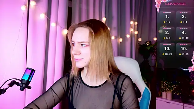 Snapshot of Ramona___ chatting on January 2025 05:46:02 AM Ramona online show from January 2025 05:46:02 AM