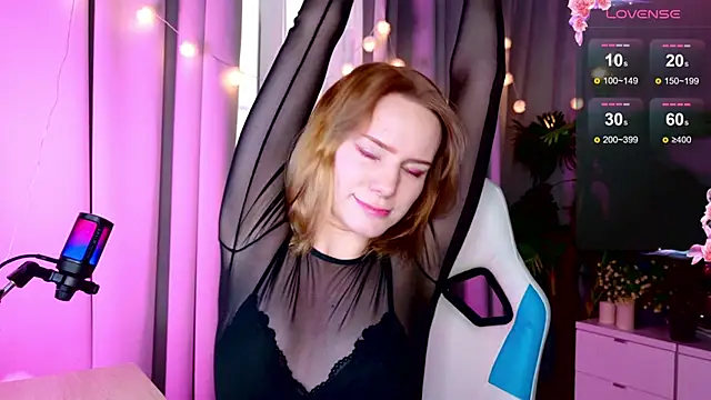 Snapshot of Ramona___ chatting on January 2025 09:22:01 AM Ramona online show from January 2025 09:22:01 AM