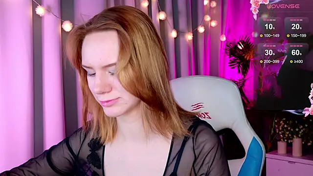 Snapshot of Ramona___ chatting on January 2025 05:37:02 AM Ramona online show from January 2025 05:37:02 AM