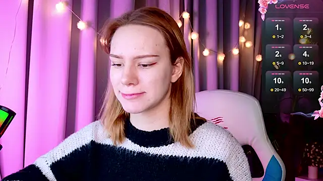 Snapshot of Ramona___ chatting on January 2025 05:33:01 AM Ramona online show from January 2025 05:33:01 AM