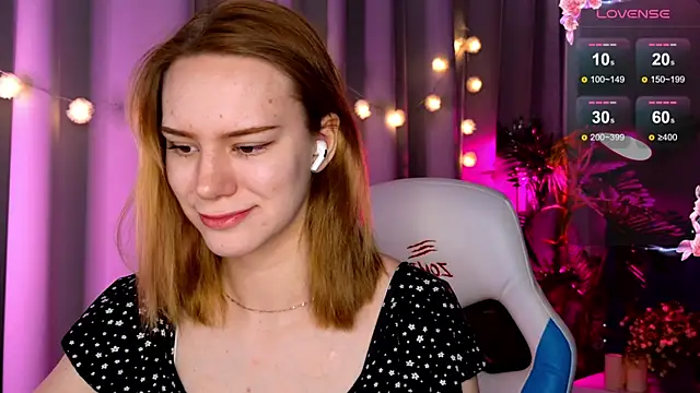 Snapshot of Ramona___ chatting on January 2025 05:45:02 AM Ramona online show from January 2025 05:45:02 AM