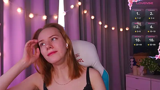 Snapshot of Ramona___ chatting on January 2025 09:48:01 AM Ramona online show from January 2025 09:48:01 AM