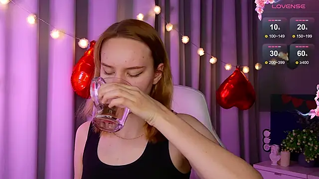 Snapshot of Ramona___ chatting on February 2025 09:52:01 AM Ramona online show from February 2025 09:52:01 AM