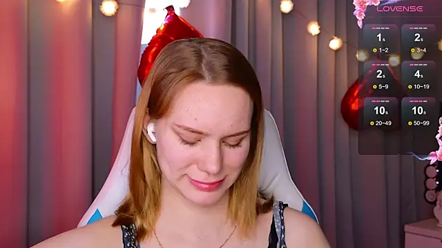 Snapshot of Ramona___ chatting on February 2025 09:38:02 AM Ramona online show from February 2025 09:38:02 AM