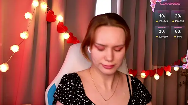 Snapshot of Ramona___ chatting on February 2025 09:34:02 AM Ramona online show from February 2025 09:34:02 AM