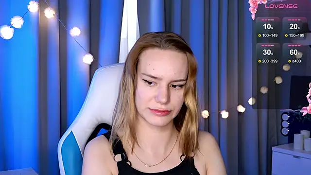 Snapshot of Ramona___ chatting on February 2025 09:56:01 AM Ramona online show from February 2025 09:56:01 AM