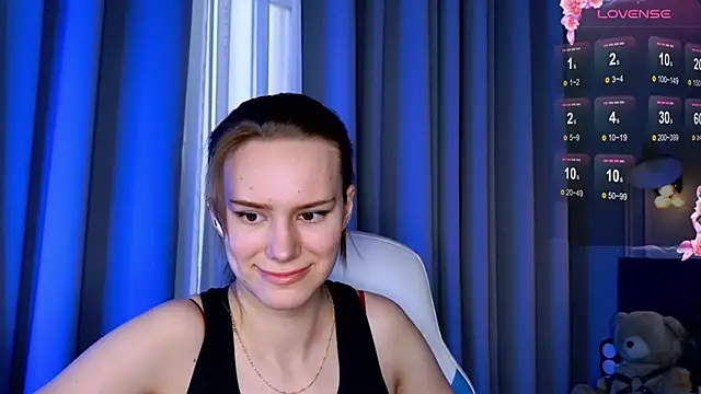 Snapshot of Ramona___ chatting on March 2025 12:41:02 PM Ramona online show from March 2025 12:41:02 PM