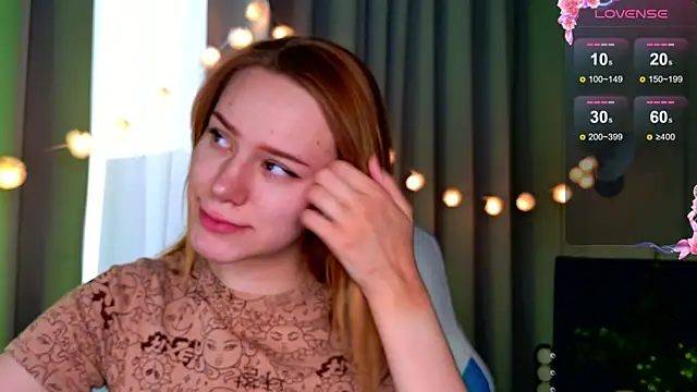 Snapshot of Ramona___ chatting on March 2025 09:43:01 AM Ramona online show from March 2025 09:43:01 AM