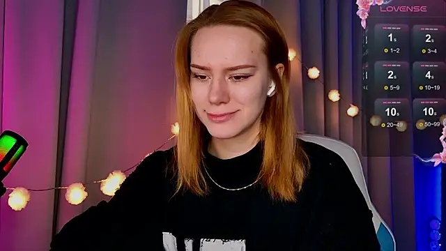 Snapshot of Ramona___ chatting on March 2025 06:05:02 AM Ramona online show from March 2025 06:05:02 AM