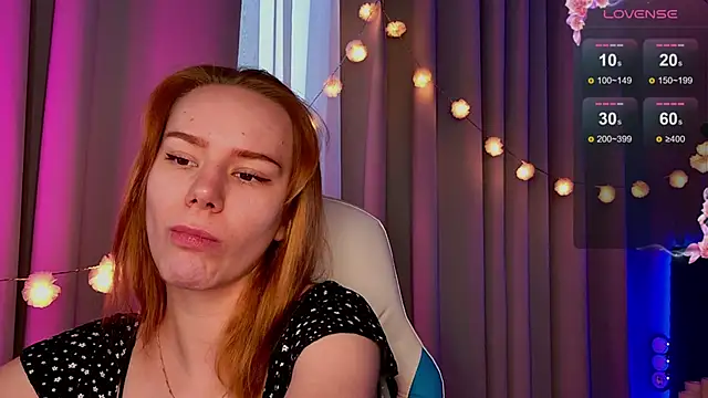 Snapshot of Ramona___ chatting on March 2025 06:11:02 AM Ramona online show from March 2025 06:11:02 AM