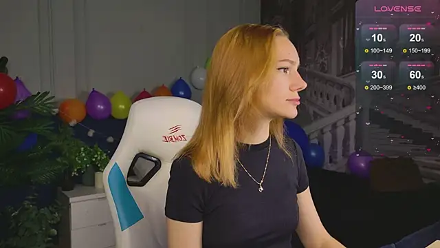 Snapshot of Ramona___ chatting on September 2025 06:04:02 AM Ramona online show from September 2025 06:04:02 AM