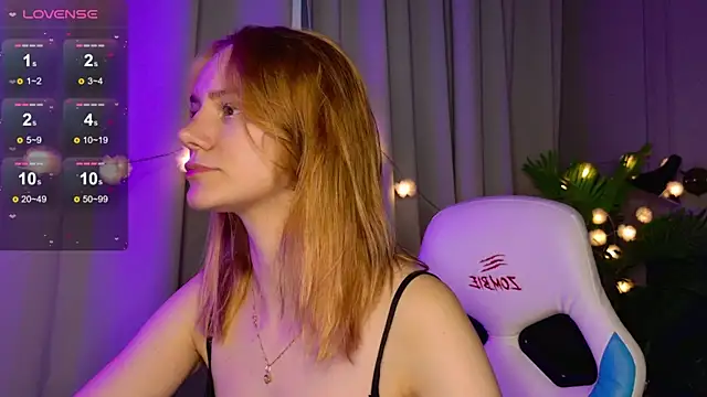 Snapshot of Ramona___ chatting on September 2025 05:53:02 AM Ramona online show from September 2025 05:53:02 AM