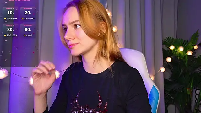 Snapshot of Ramona___ chatting on October 2025 06:10:02 AM Ramona online show from October 2025 06:10:02 AM