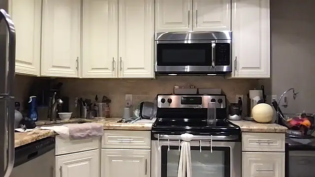 BigGuyMuscle online show from September 2025 09:26:02 PM