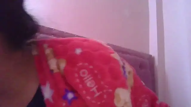 annarose19 online show from November 2025 06:04:02 PM