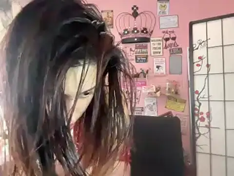 Snapshot of latinacubana chatting on December 2024 06:56:02 PM latinacubana online show from December 2024 06:56:02 PM