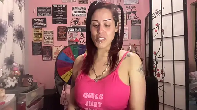 Snapshot of latinacubana chatting on March 2025 08:56:02 AM latinacubana online show from March 2025 08:56:02 AM