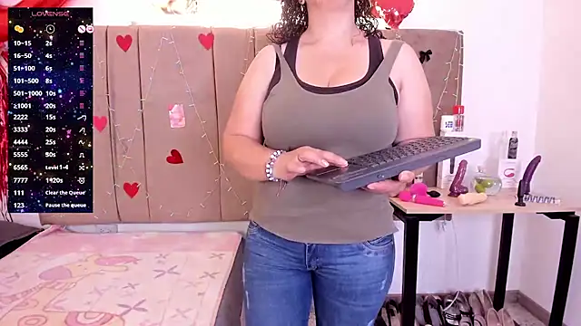 Snapshot of Zaly_mature chatting on December 2025 02:09:02 AM Zaly mature online show from December 2025 02:09:02 AM