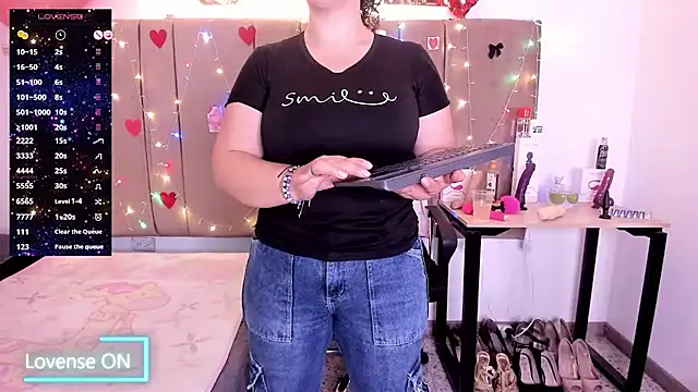 Snapshot of Zaly_mature chatting on January 2026 01:19:01 AM Zaly mature online show from January 2026 01:19:01 AM