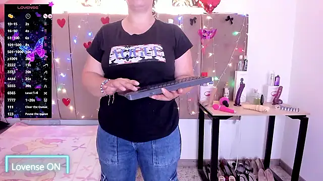 Snapshot of Zaly_mature chatting on January 2026 02:06:01 AM Zaly mature online show from January 2026 02:06:01 AM