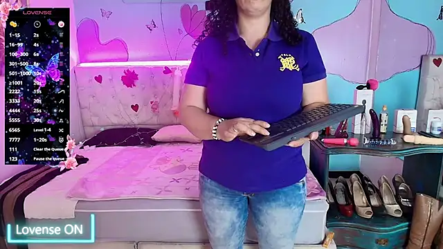 Zaly mature online show from July 2026 06:34:02 PM