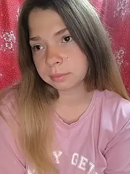 Snapshot of Zuli_Kiska chatting on July 2026 03:09:01 AM Zuli Kiska online show from July 2026 03:09:01 AM
