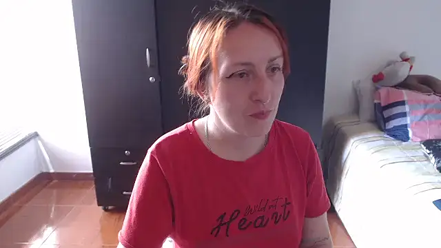 kittykalor09 online show from November 2025 05:45:02 PM