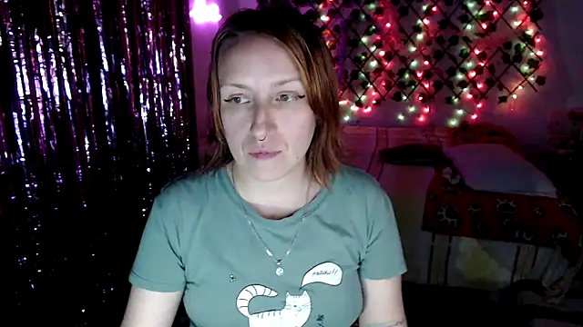 kittykalor09 online show from February 2026 01:37:01 AM