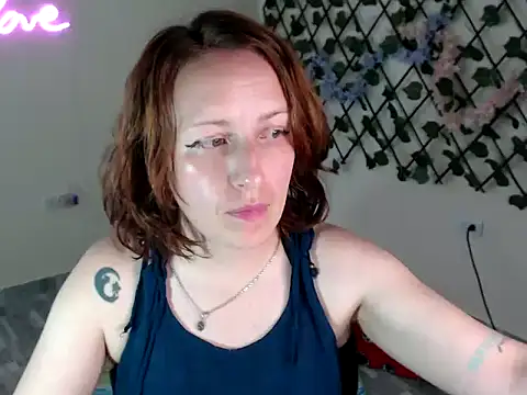 kittykalor09 online show from April 2026 03:40:02 PM