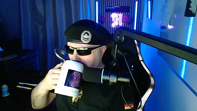 DerPornoPete online show from June 2026 11:13:02 PM