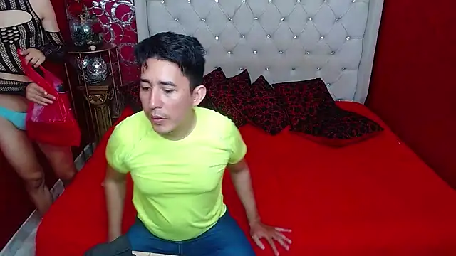 shannentrans online show from March 2025 07:02:02 PM