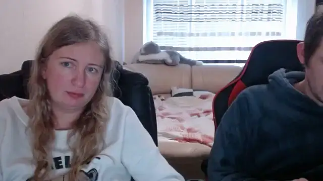 PeterAndJen online show from March 2025 04:00:02 PM