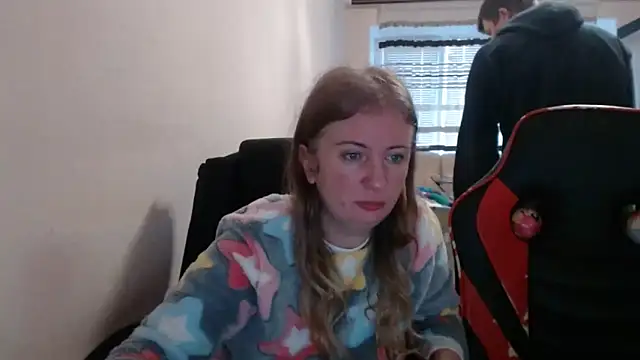 PeterAndJen online show from December 2025 06:31:01 AM