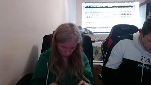 PeterAndJen online show from April 2026 04:58:02 PM