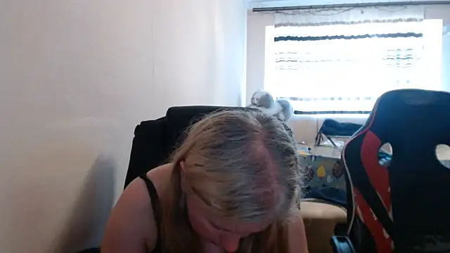 PeterAndJen online show from June 2026 10:15:01 AM