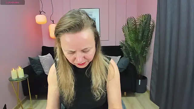 GabrielGold online show from December 2024 08:10:02 PM