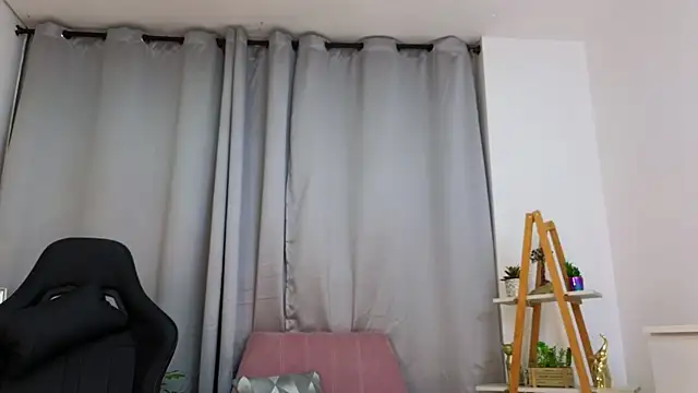 bella  adams online show from March 2025 01:27:01 AM