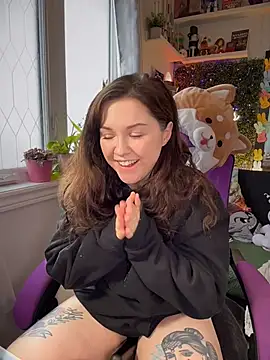 JennKenobi online show from March 2026 03:18:01 PM