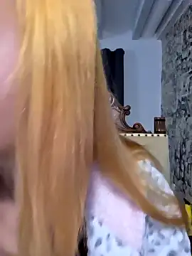 Snapshot of kylie_blck chatting on February 2026 04:11:01 AM kylie blck online show from February 2026 04:11:01 AM