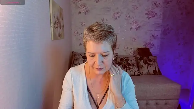 KathySunn online show from December 2024 02:02:01 PM