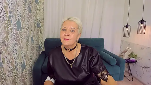 KathySunn online show from October 2025 10:11:02 AM