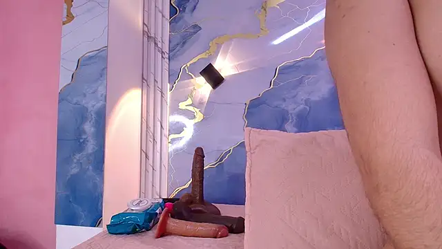 lorrayne  online show from November 2025 12:34:01 PM