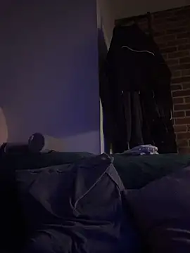 ShadowyIron online show from April 2026 03:23:01 AM