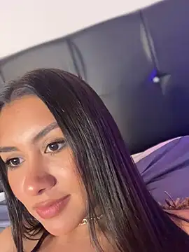 Ambar pe  online show from January 2025 07:58:02 PM