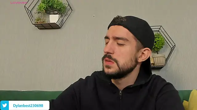 Dylan Best online show from September 2025 10:00:01 PM