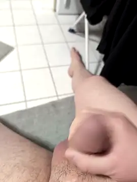 Snapshot of Philip266@xh chatting on February 2025 05:12:02 AM Philip266xh online show from February 2025 05:12:02 AM