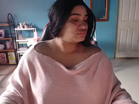 Snapshot of Hilarybunnyy chatting on June 2026 06:39:01 PM Hilarybunnyy online show from June 2026 06:39:01 PM